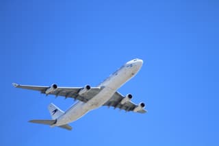 Почему вернувшийся в Дубай самолёт Utair отстранили от полётов: названа причина