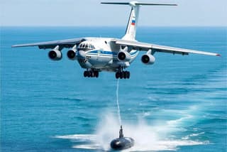 Il-76 air-droppable autonomous vehicle for rescuing the crew of an emergency submarine developed in Russia