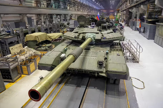 Производителю танков Т-90М «Прорыв» предъявили иск на 36 млн рублей