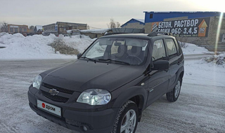 Un Chevrolet Niva único con motor Toyota a la venta en Rusia