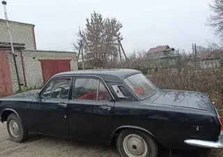 Stored in a garage for 42 years: a new 1984 GAZ-24 "Volga" is being sold in Balashov