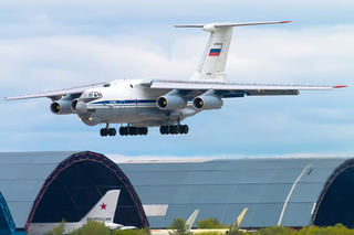Российский военный транспортник Ил-76 привёз тайный груз на Кубу