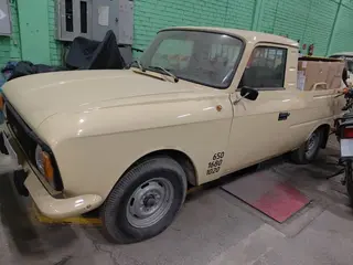 Rare "banana carrier": a unique 1990 Soviet pickup truck put up for sale