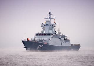Atravesó 14 mares: la corbeta "Gremyashchiy" regresó a su puerto base en Petropávlovsk-Kamchatski