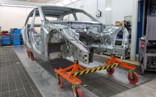 Sepultaron un proyecto de 160 mil millones de rublos: renuncian a crear en Russia una plataforma modular unificada para automoviles