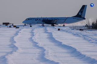 Manturov garantizó la seguridad total del avión Il-114-300