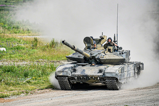 La planta de motores para el T-90M "Proryv" perdió una demanda por 140 millones de rublos
