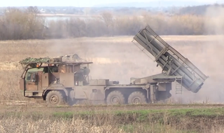 El vehículo de transporte y carga para el MLRS "Uragan" recibió un nuevo chasis