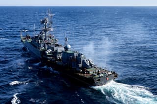 Se puso en curso y golpeó al submarino "enemigo": el MPC "Yunga" realizó un lanzamiento de torpedos en el Mar de Barents