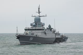 МРК «Ставрополь» и «Одинцово» ударили «Калибрами» по отряду кораблей условного противника