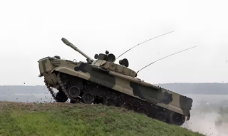 Россия бесплатно отправила партию БМП-3 в Африку