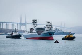 Actualizan la flota pesquera: el buque de pesca de cangrejos "Itelmen" fue botado en el Astillero Vostochnaya
