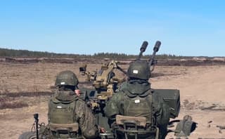 El ZU-23-2 desarrollado en la URSS no defraudó: grupos de fuego móviles dispararon contra drones de un enemigo simulado en un polígono del LenVO