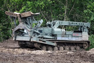 El abrecaminos BAT-2, desarrollado en Járkov, es utilizado por las Fuerzas Armadas rusas para el desminado de territorios