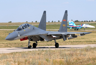 Китай поднял российские Су-30МКК для сопровождения бомбардировщиков H-6 над Южно-Китайским морем