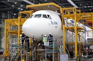 No lo terminaron, pero el Tu-214 resultó ser la única oportunidad para los próximos 5 años