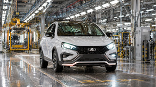 Lada Vesta se vuelve "más inteligente" y cómoda: ahora tiene control de clima y telemática, pero habrá que pagar más por ello