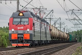 Ростовский ЭРЗ освоил ремонт мощных электровозов 2ЭС4К «Дончак»: больше не надо отсылать в Бурятию