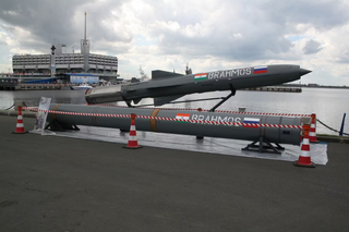 Таиланд заинтересовался российско-индийской сверхзвуковой ракетой BrahMos для защиты побережья