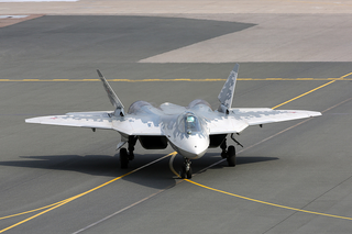 El caza Su-57 puede considerarse invisible, pero los F-22 y F-35 estadounidenses no: una comparación honesta