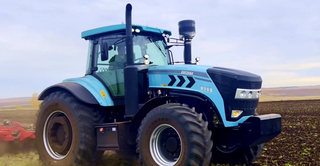 Russian hybrid tractor KAT wins gold for fuel efficiency at "Agrosalon 2026" exhibition