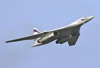 Not betting on Tu-160: Tupolev explains KAZ rearmament