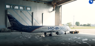 Много управленцев и мало рабочих: перед МС-21-310 возникла проблема