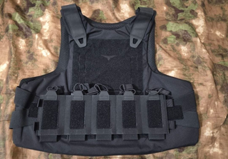 Los chalecos antibalas ocultos nacionales de Atlant Armour fueron probados en el frente