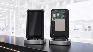Российский смартфон на процессоре «Гиперком-У» представили в предсерийном исполнении