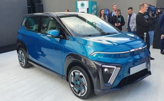 Así luce el "Átomo" pacífico ruso. Presentaron en Moscú el prototipo del coche eléctrico nacional "Átomo"