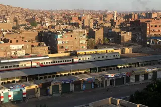 Una empresa rusa construyó para Egipto vagones de pasajeros de acero inoxidable con revestimiento impermeable en el interior