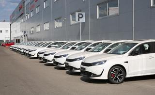 Объем российского рынка новых автомобилей в 2023 году может достигнуть отметки в 1 млн 