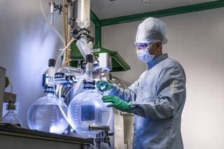 Production of a unique drug for cancer treatment using light launched in Moscow