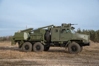 Both a cannon and a mortar - new self-propelled 'Floxes' have been entered into the balance of the Russian army
