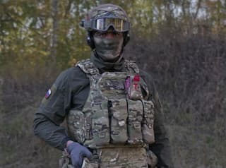Anatomical Body Armor Plate Protecting Against Six SVD Hits Developed in Russia