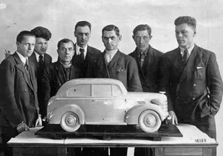 Primero Ford, luego GAZ: se reveló qué se ensamblaba antes en la fábrica "Moskvich"