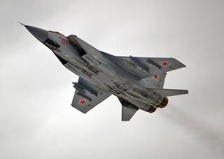 Overwhelming Advantage, World Leadership: Russian MiG-31 Fighter Worries the US