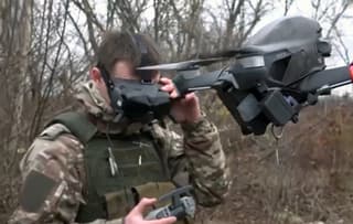 Drones FPV rusos entrenados para el trabajo de zapadores