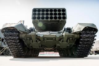 Burns everything with hellfire: video of the Russian heavy flamethrower system "Solntsepyok" shooting has appeared