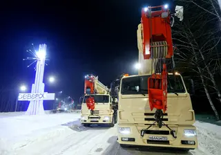 В России произвели первые автокраны для перевозки радиоактивных грузов и ядерного топлива