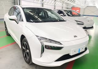 Автотор представил свой первый электрический седан «Амберавто A5» с запасом хода 520 км