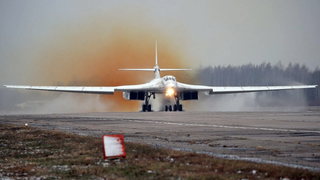 Putin takes a ride on the "Ilya Muromets": The Russian President took to the skies on the new Tu-160M and was pleased