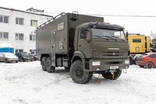 Комфорт на бездорожье ценой в 27 млн рублей: КамАЗ превратили в автодом премиум-класса