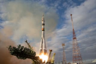 Российский космический корабль «Союз МС-25» готовится к стыковке с МКС