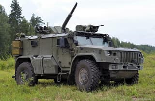 More than 10 rounds per minute at 6 kilometers — what the Russian self-propelled mortar "Drok" can do