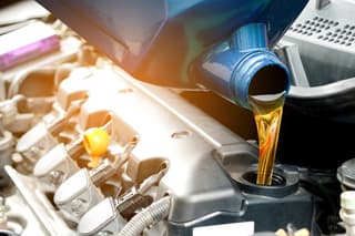 "Los aceites de motor se encarecerán": Japón amplió las sanciones contra Rusia