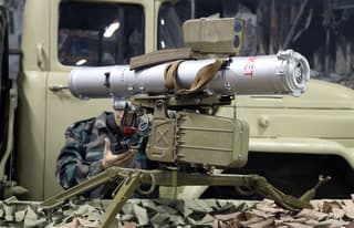 Уничтожает танки, ДОТы, огневые точки врага: российские военные рассказали об эффективности ПТРК «Фагот»