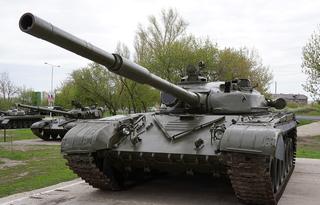 Т-72А на пульте управления: российские военные тестируют FPV-танки