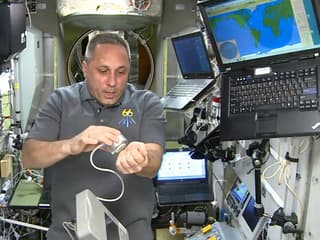 Pain, Pins, and Plates for Cosmonauts: How the "Algometry" Experiment is Conducted on the ISS