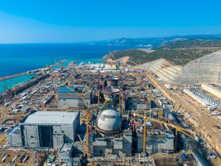 La producción de electricidad en la central nuclear "Akkuyu", construida por la corporación estatal "Rosatom", comenzará en el transcurso de un año